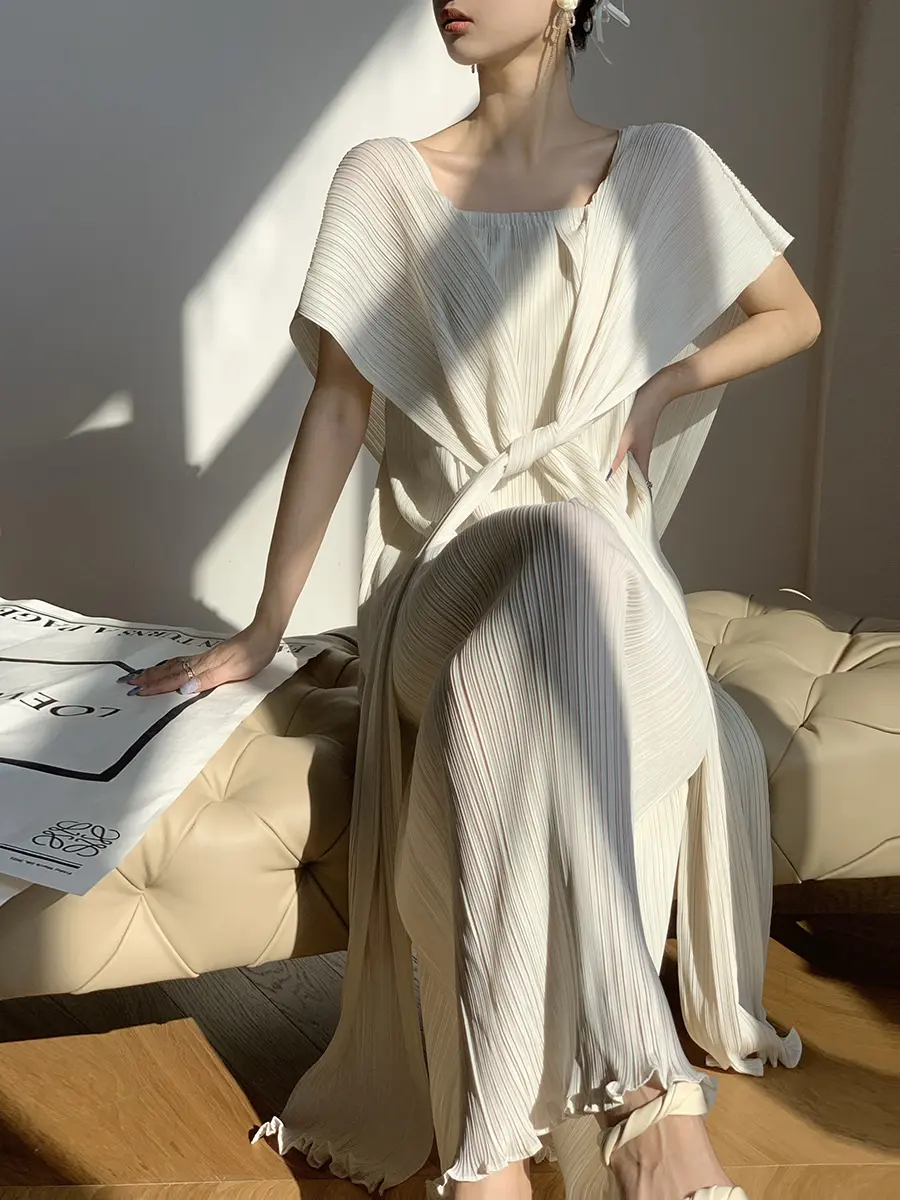 New Women's Loose Pleated Dress - Stylish & Comfortable