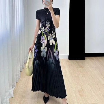 Floral Print Textured Crop Top & Accordion Pleated Skirt Coordinated Set