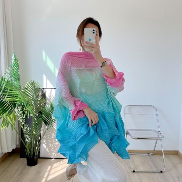 Pink to Blue Ombré Rose Pleated Relaxed Fit Top