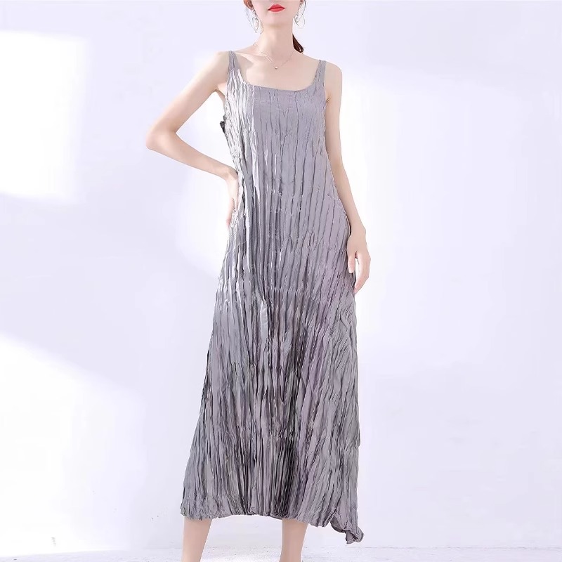 Women's Crinkle Pleated Strap Maxi Dress 1.jpg