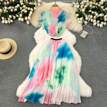 Women's Ombré Dip-Dye Pleated Set: Corn Kernel Texture Top + Accordion Skirt